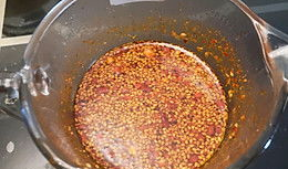 辣椒油的制作方法视频,一招解锁香辣美味